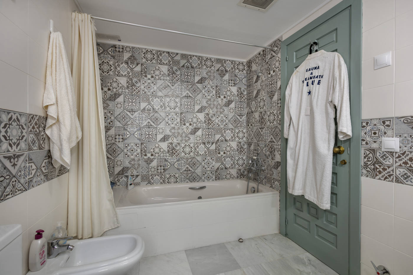 Квартира, 2056 м², 1 081 064$ — FAKTOR